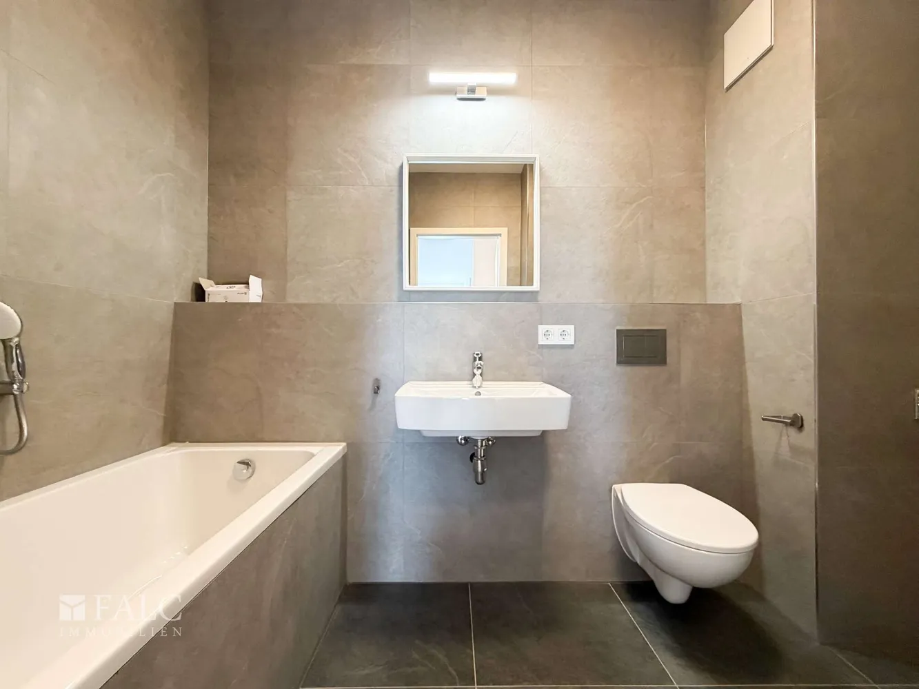 4 Zimmer Wohnung mit 106 m² in Dresden – Bild 4