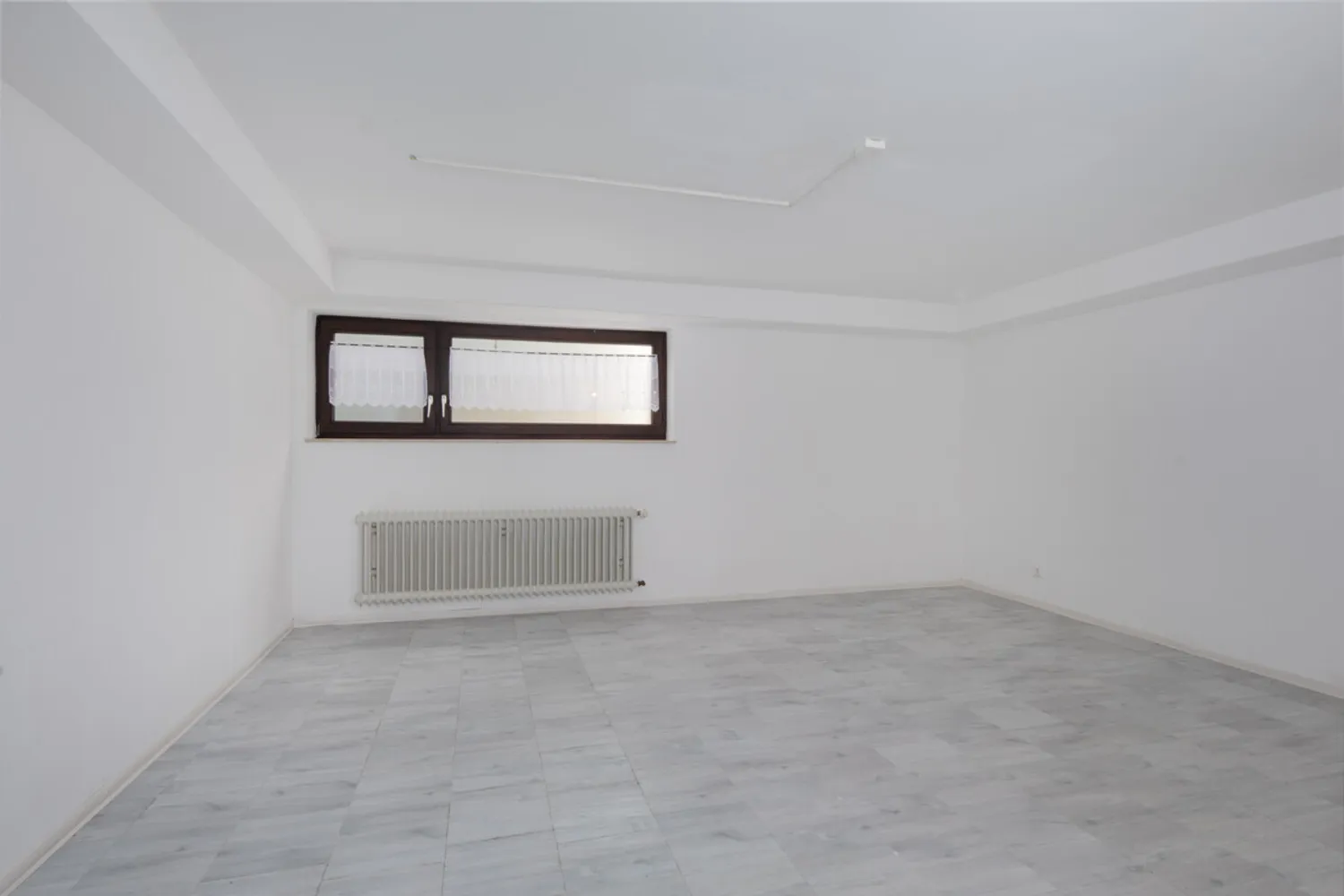 2 Zimmer Wohnung mit 60 m² in Karlsruhe – Bild 1