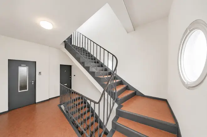 2 room apartment with 43 m² in Berlin – Photo 8