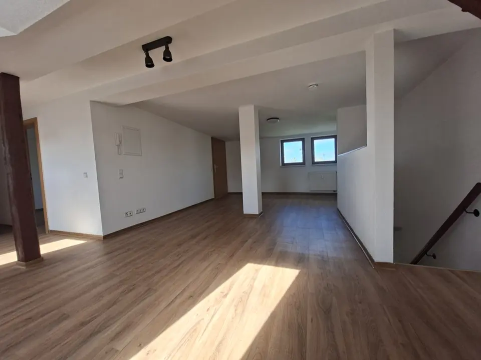 4 Zimmer Wohnung mit 89 m² in Dresden – Bild 2