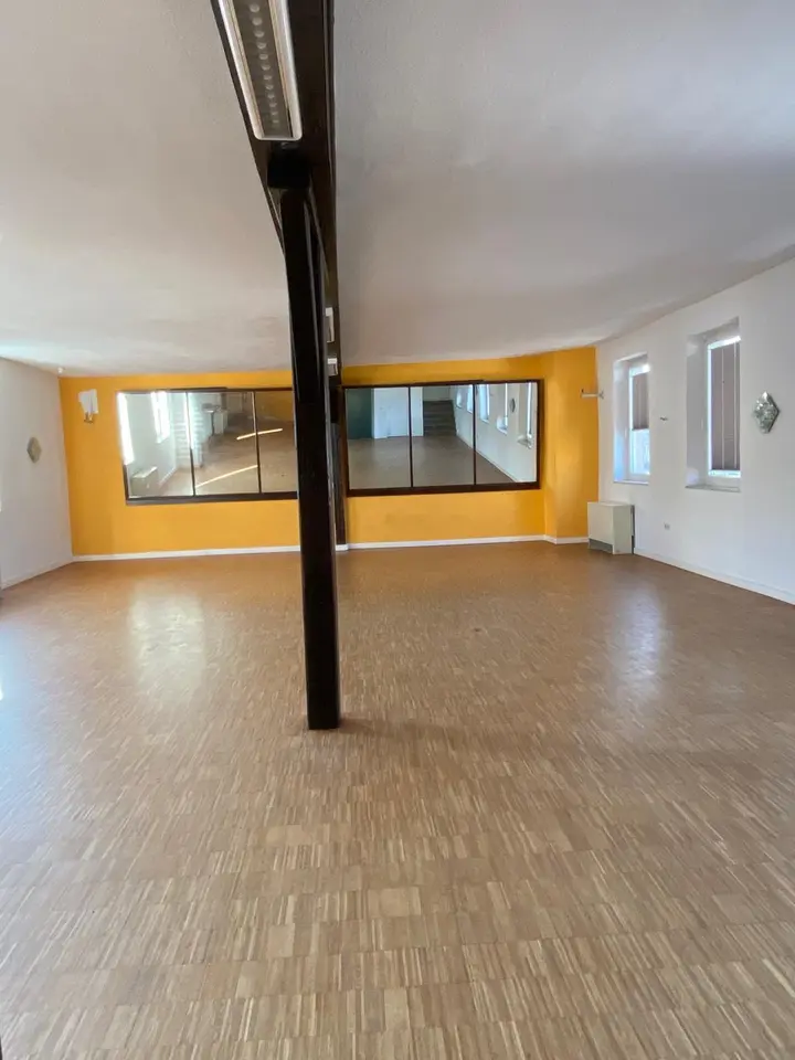 2 Zimmer Wohnung mit 130 m² in Bruchsal – Bild 4