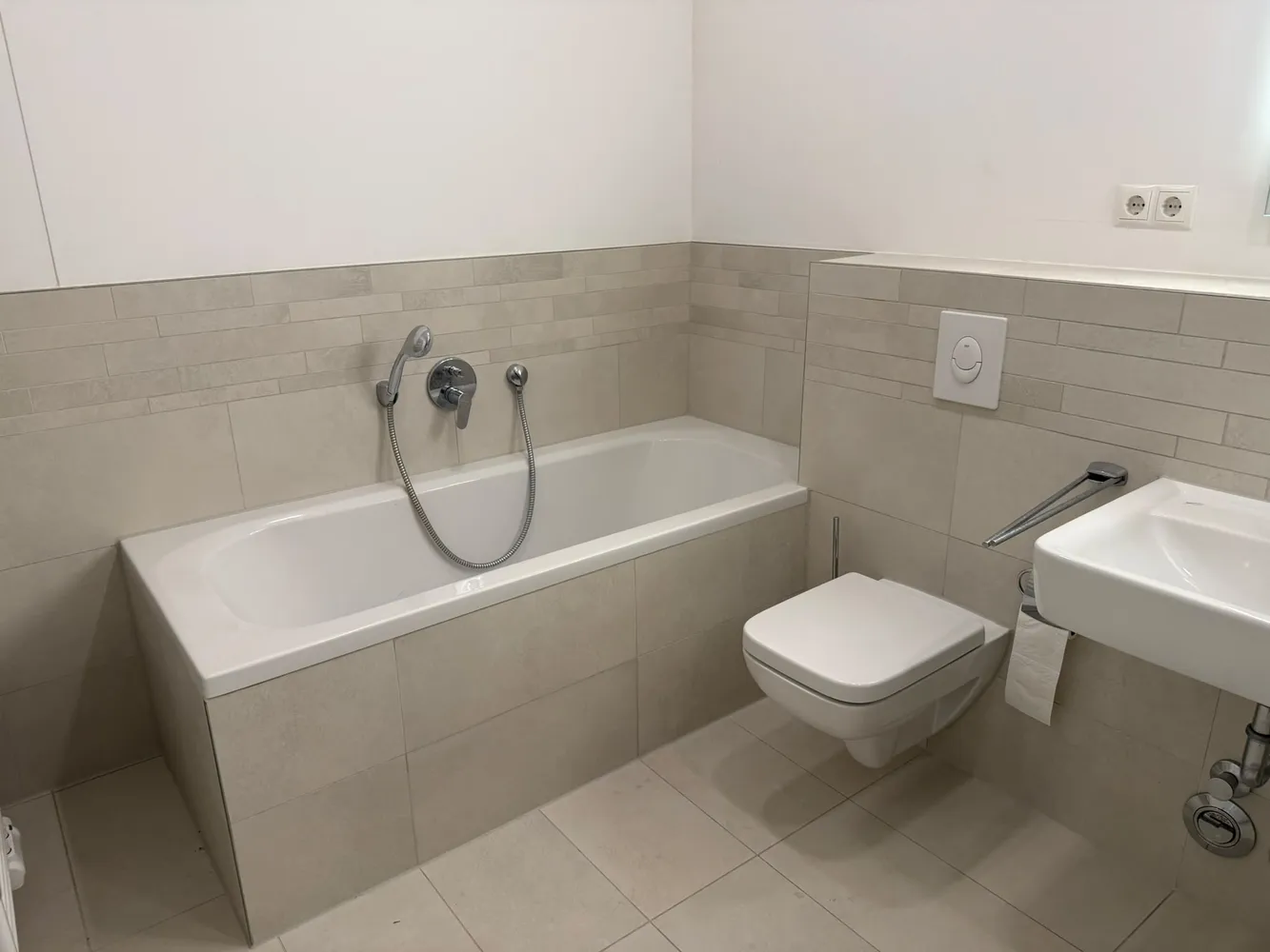 3 Zimmer Wohnung mit 109 m² in Berlin – Bild 4