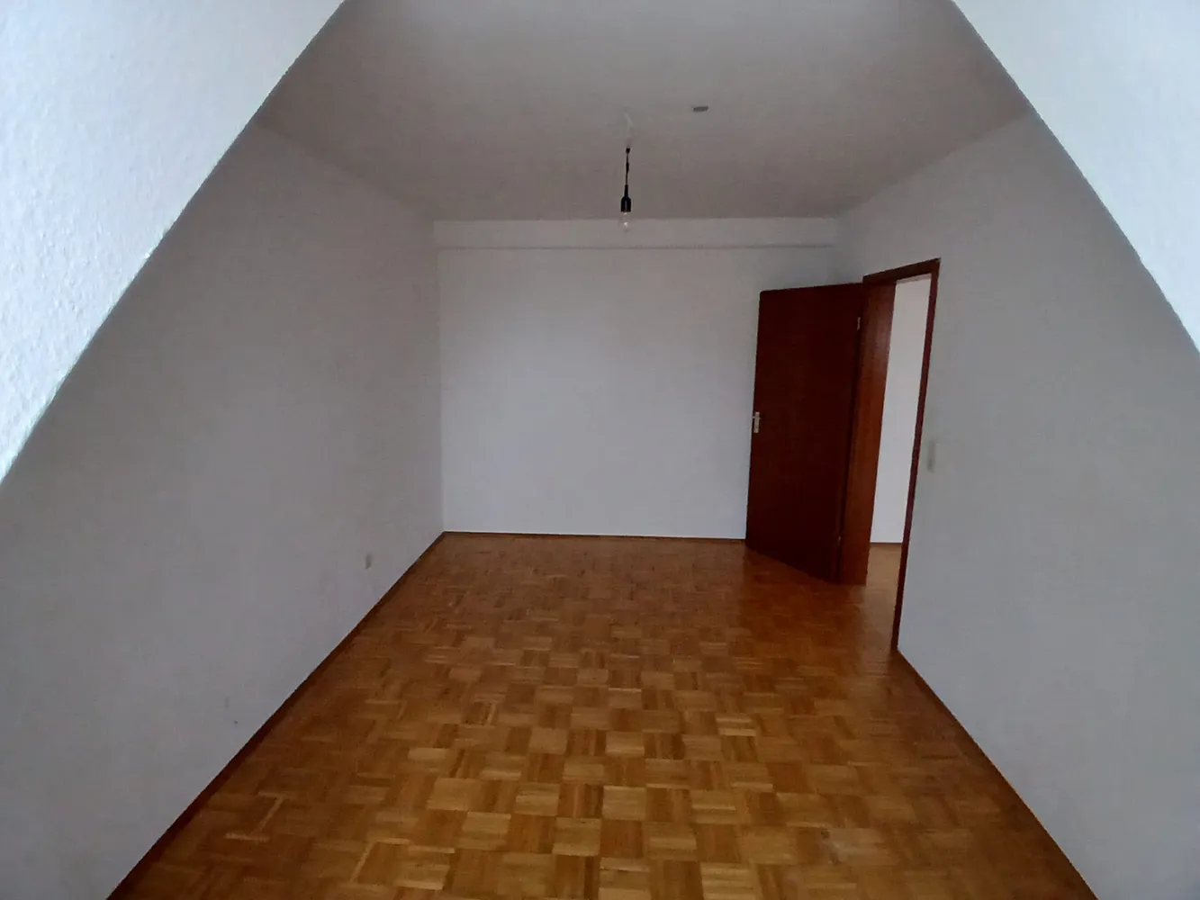 2 Zimmer Wohnung mit 85 m² in Krefeld – Bild 7