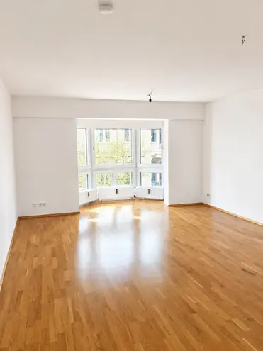 5 Zimmer Wohnung mit 150 m² in Frankfurt am Main – Bild 3