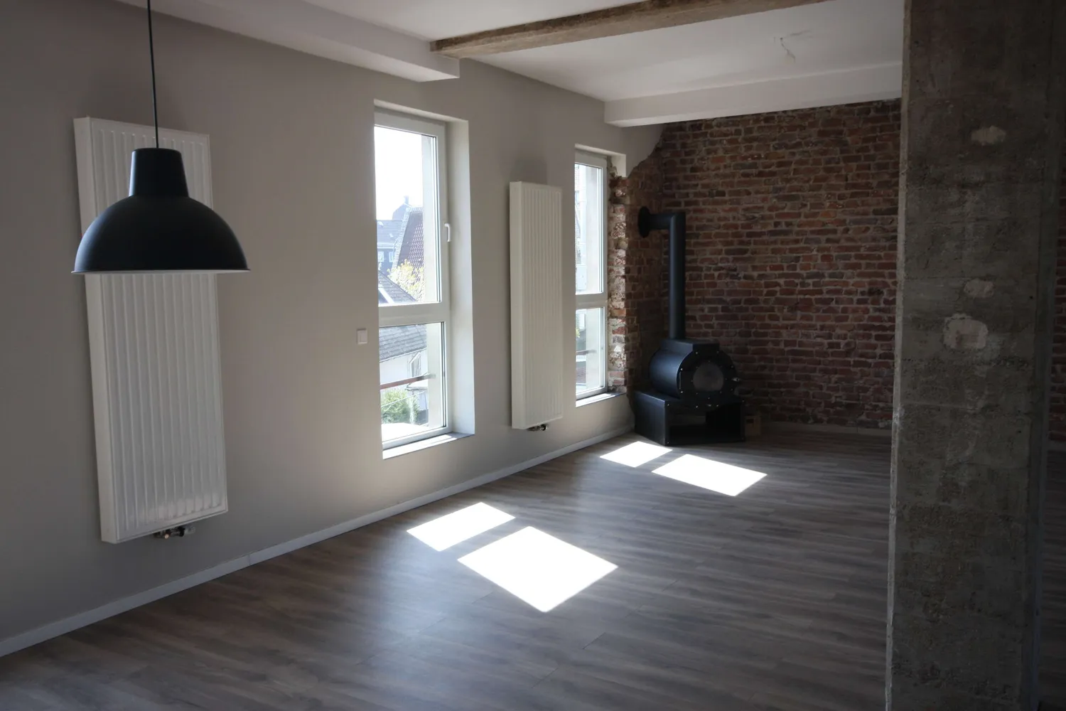 2 Zimmer Wohnung mit 157 m² in Wuppertal – Bild 2