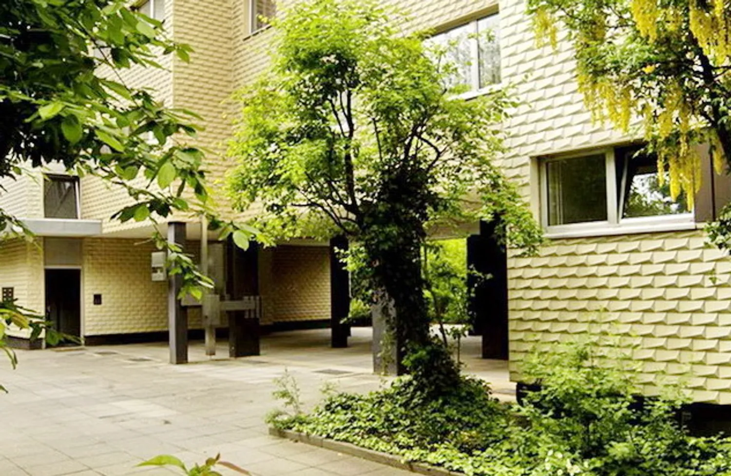 4 room apartment with 95 m² in Berlin – Photo 3