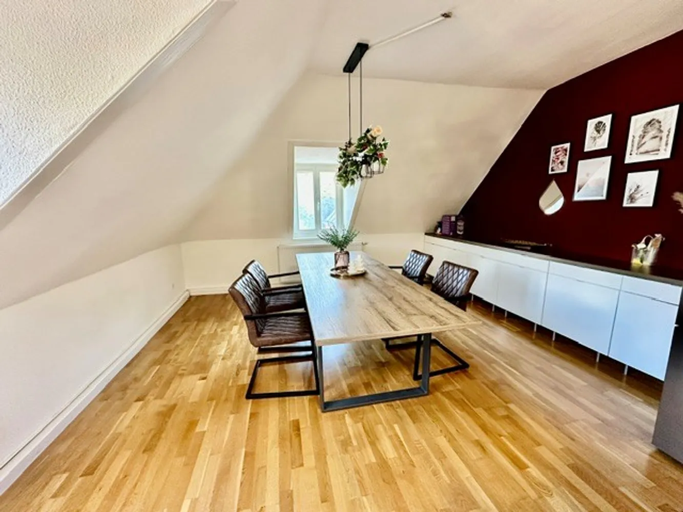 3 Zimmer Wohnung mit 93 m² in Wiesbaden – Bild 8