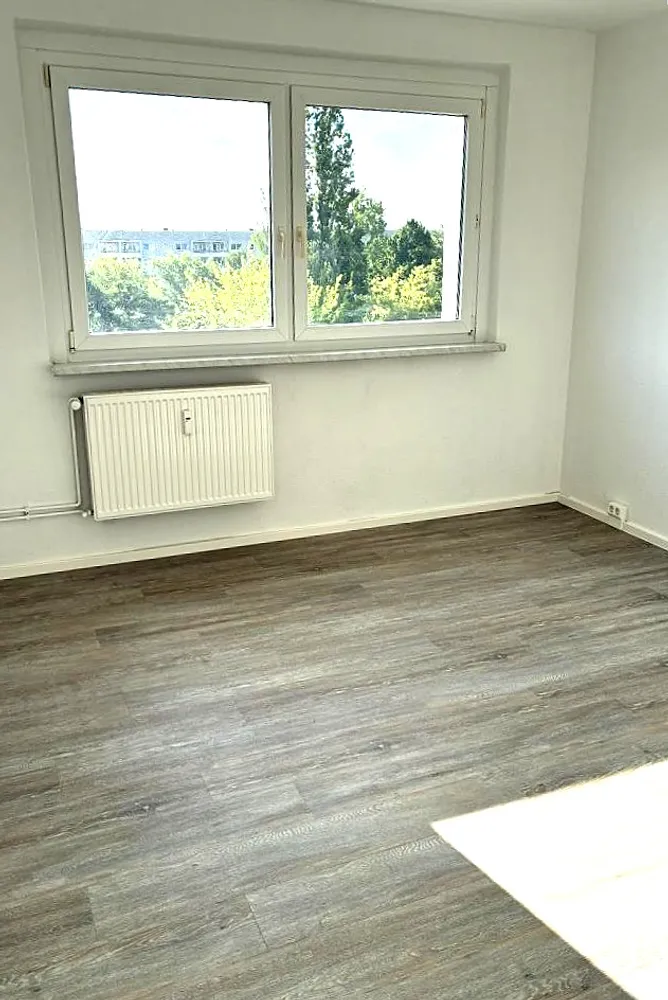 2 Zimmer Wohnung mit 42 m² in Halle (Saale) – Bild 4