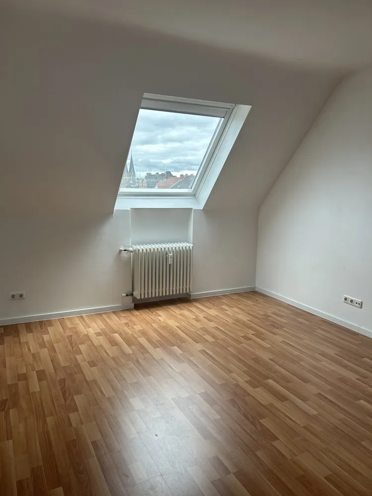 1 room apartment with 30 m² in Wiesbaden – Photo 1