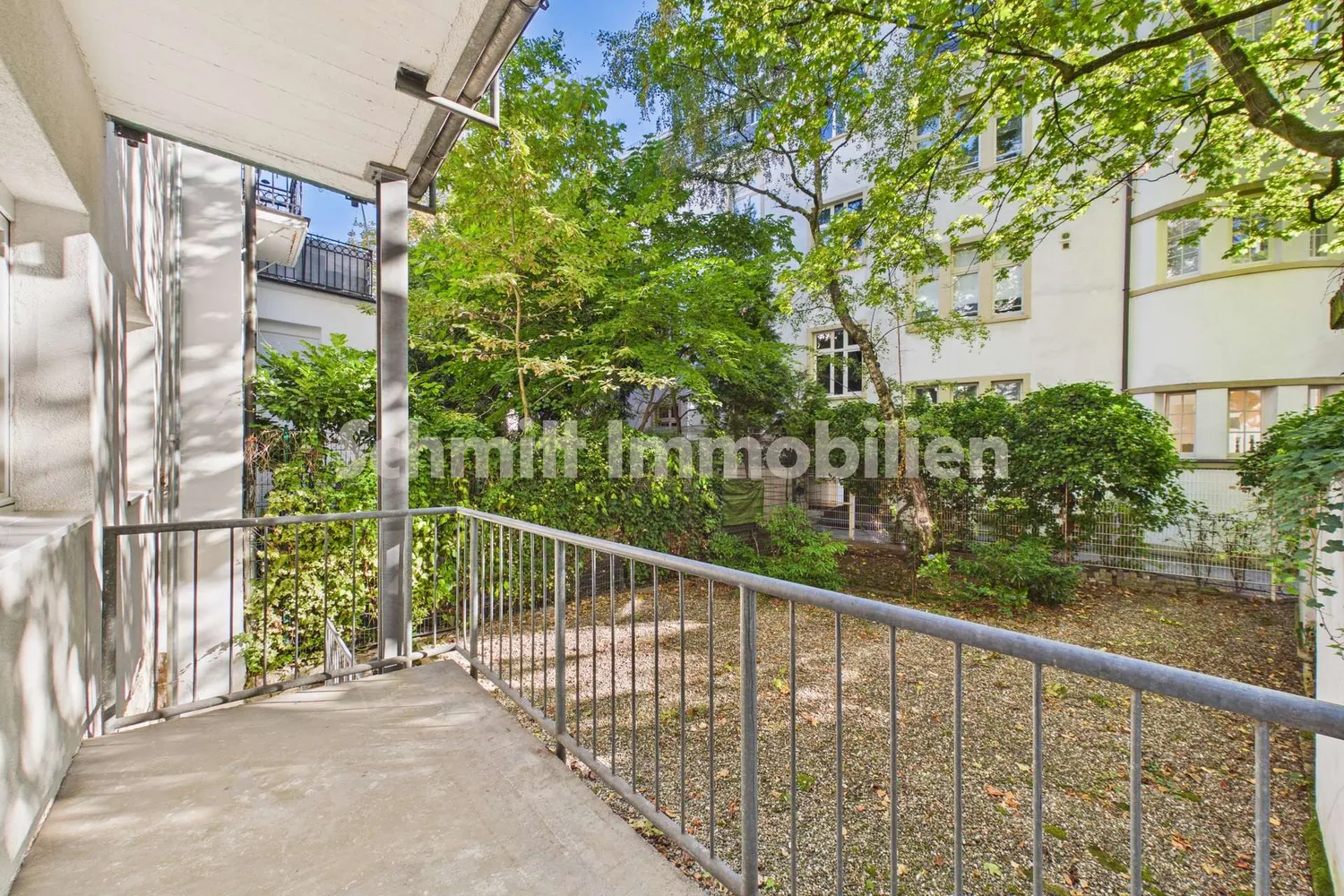 2 room apartment with 55 m² in Frankfurt am Main – Photo 2
