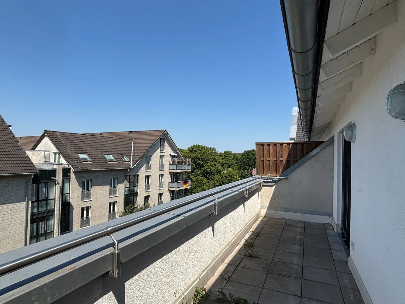 2 Zimmer Wohnung mit 90 m² in Köln – Bild 1