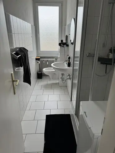 2 Zimmer Wohnung mit 65 m² in Köln – Bild 4