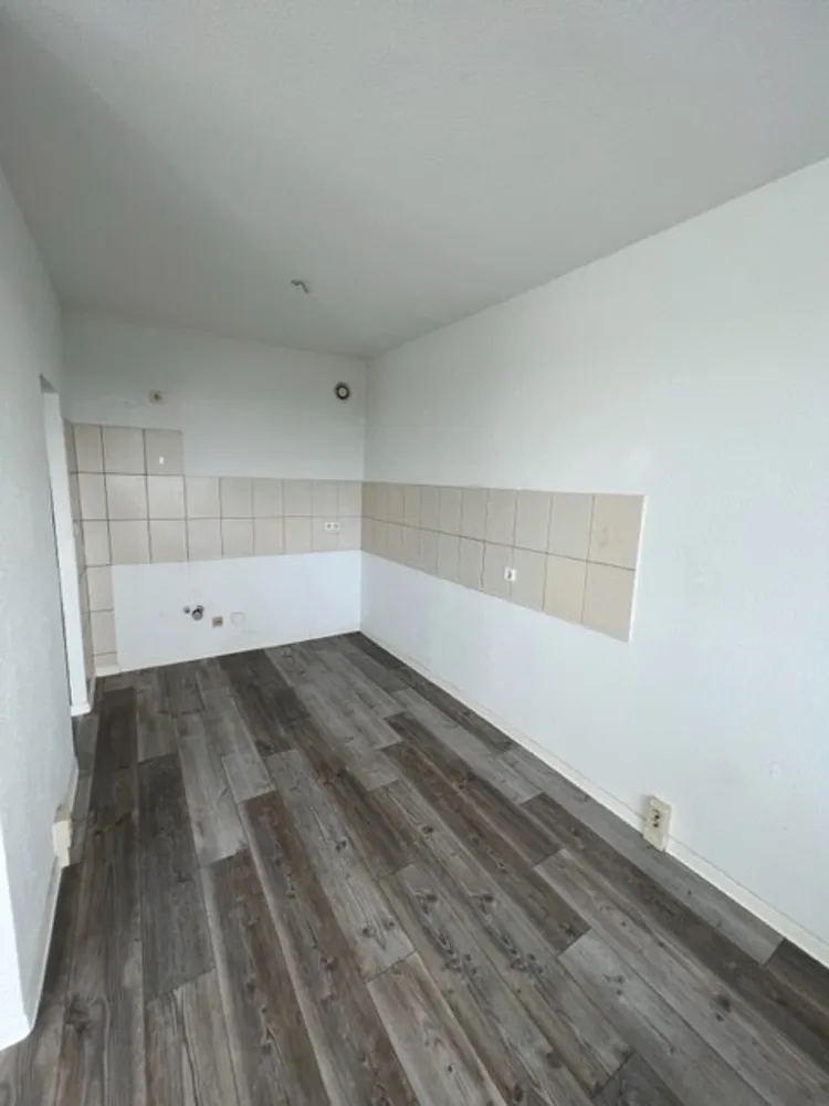 3 Zimmer Wohnung mit 57 m² in Halle (Saale) – Bild 4