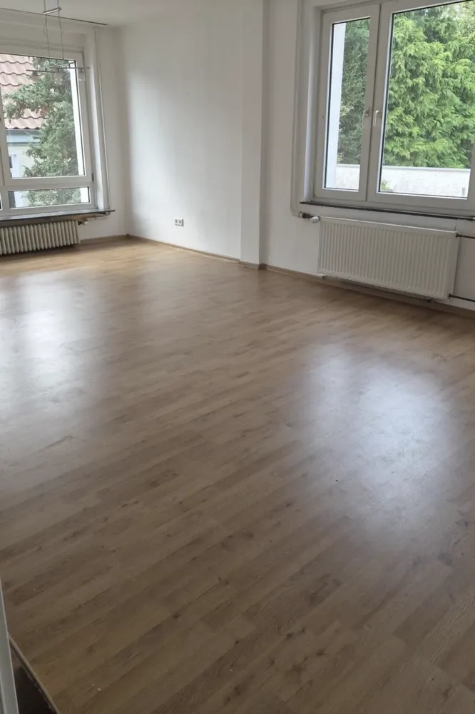 3 Zimmer Wohnung mit 90 m² in Bremerhaven – Bild 1