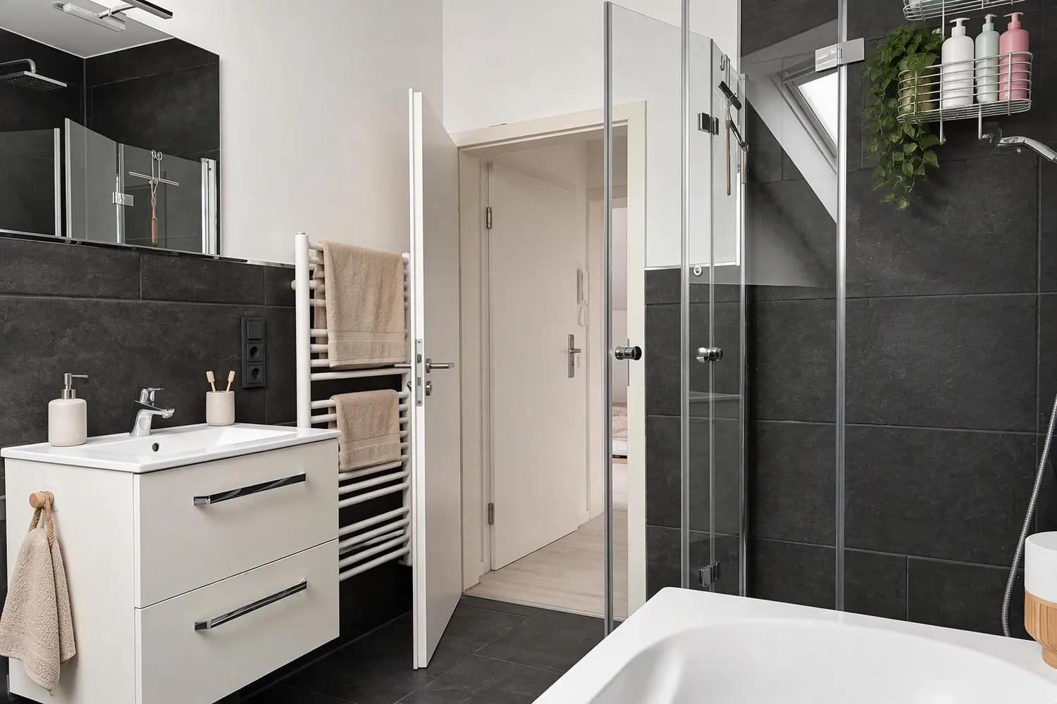 3 Zimmer Wohnung mit 90 m² in Essen – Bild 2