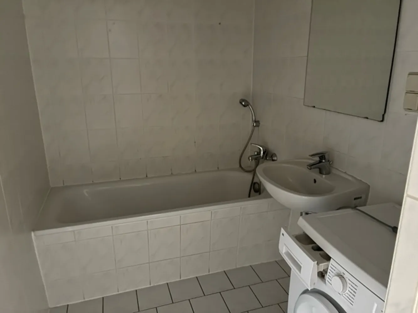 2 Zimmer Wohnung mit 57 m² in Halle (Saale) – Bild 5