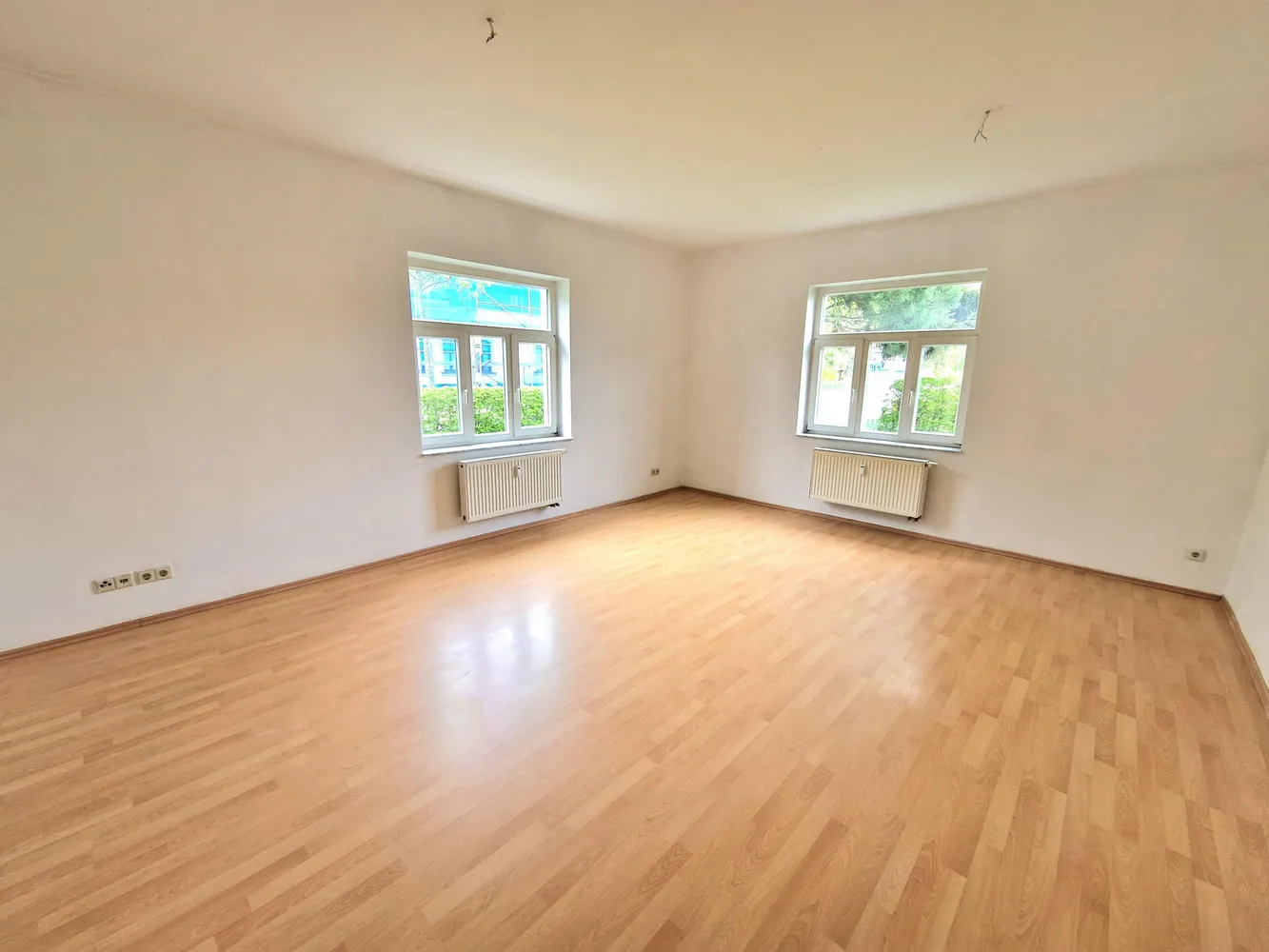4 room apartment with 110 m² in Chemnitz – Photo 2
