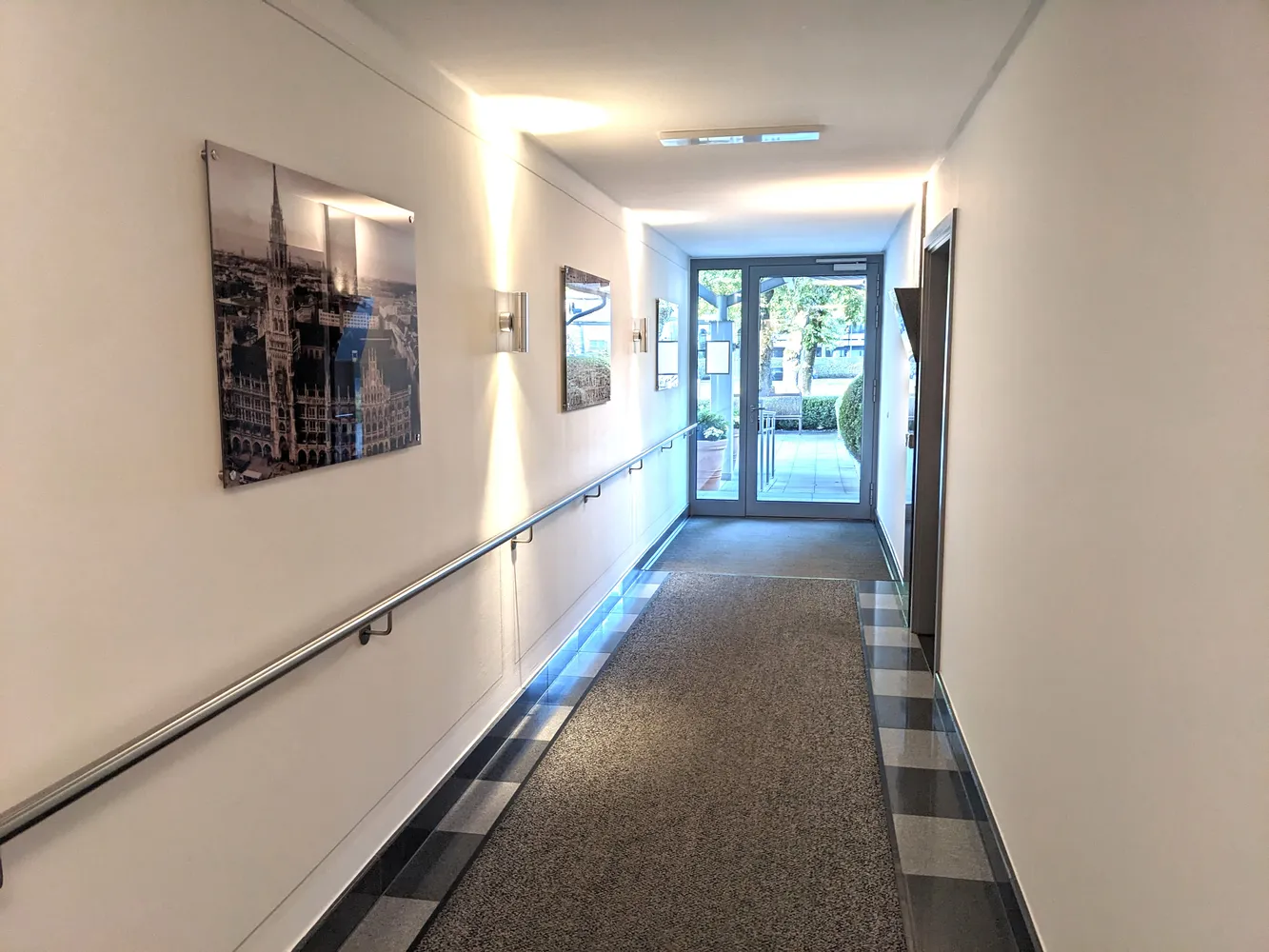 5 Zimmer Wohnung mit 225 m² in München – Bild 6