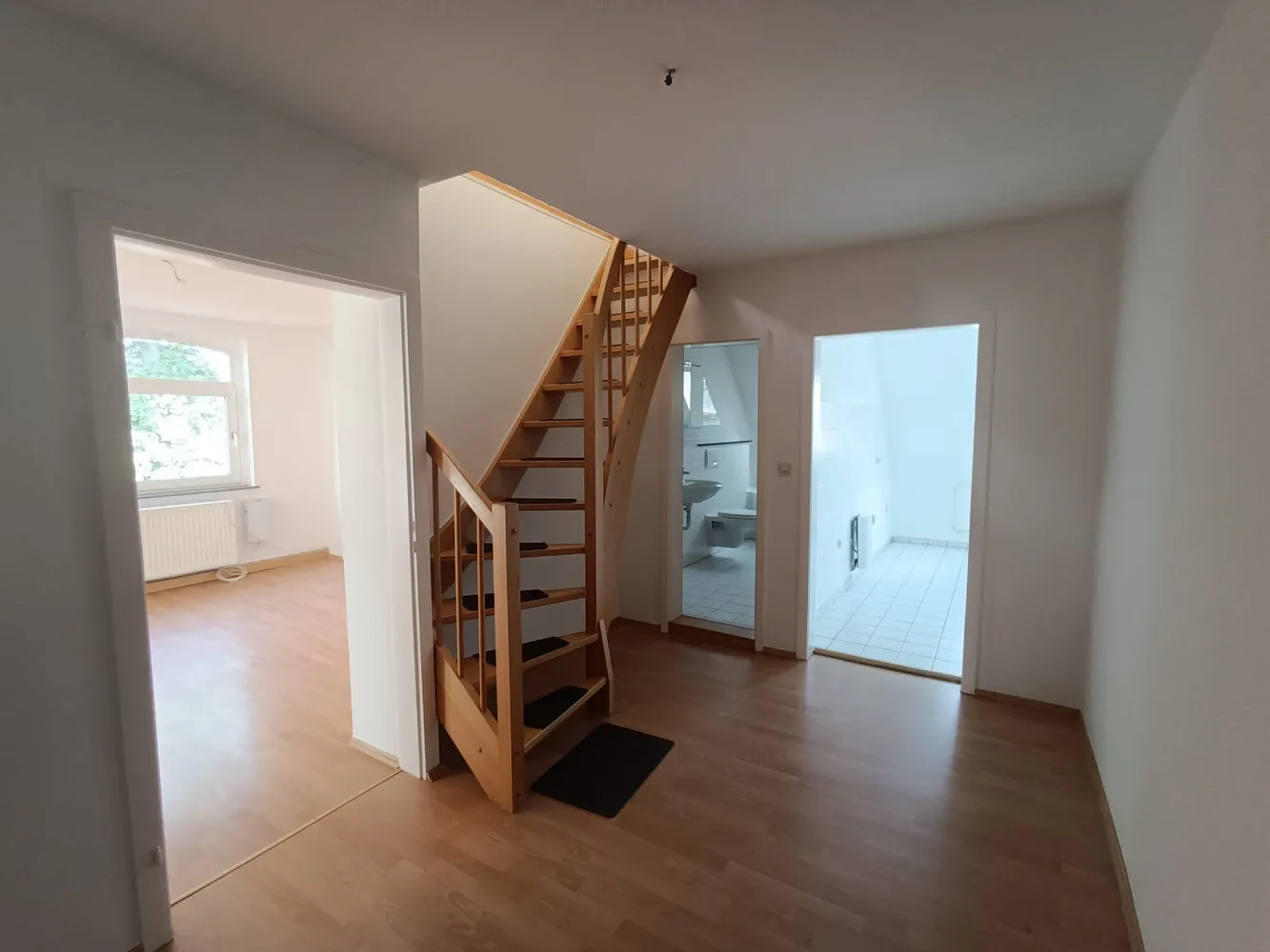 3 Zimmer Wohnung mit 80 m² in Langenhagen – Bild 1