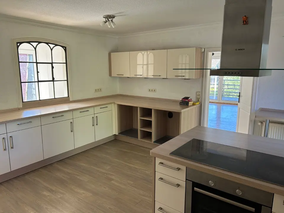 6 Zimmer Wohnung mit 175 m² in Norden – Bild 1