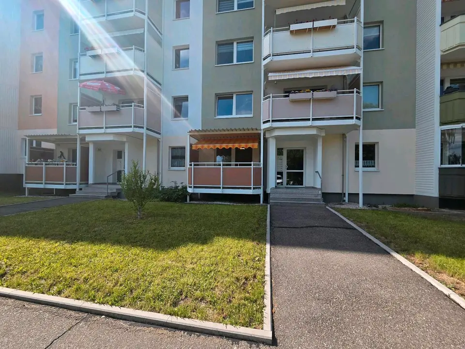 3 Zimmer Wohnung mit 81 m² in Chemnitz – Bild 3
