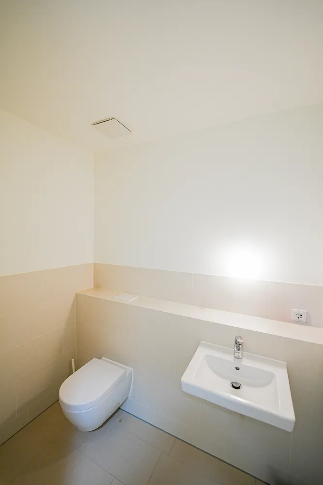 2 Zimmer Wohnung mit 81 m² in Berlin – Bild 4