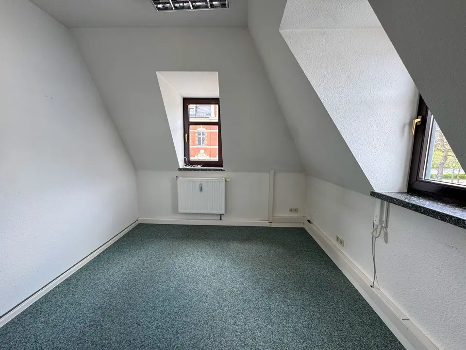 6 Zimmer Wohnung mit 87 m² in Aue-Bad Schlema – Bild 2