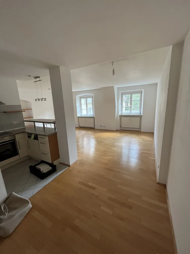 1 Zimmer Wohnung mit 40 m² in Regensburg – Bild 2