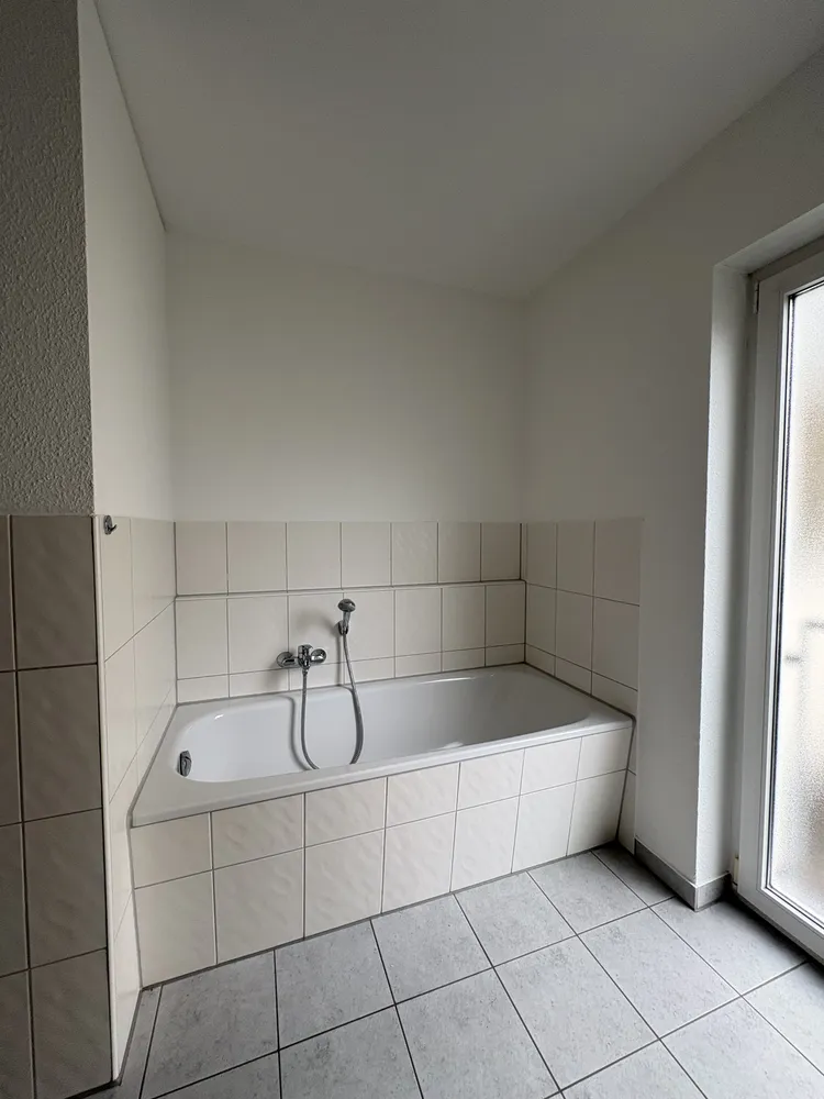2 Zimmer Wohnung mit 65 m² in Düsseldorf – Bild 3