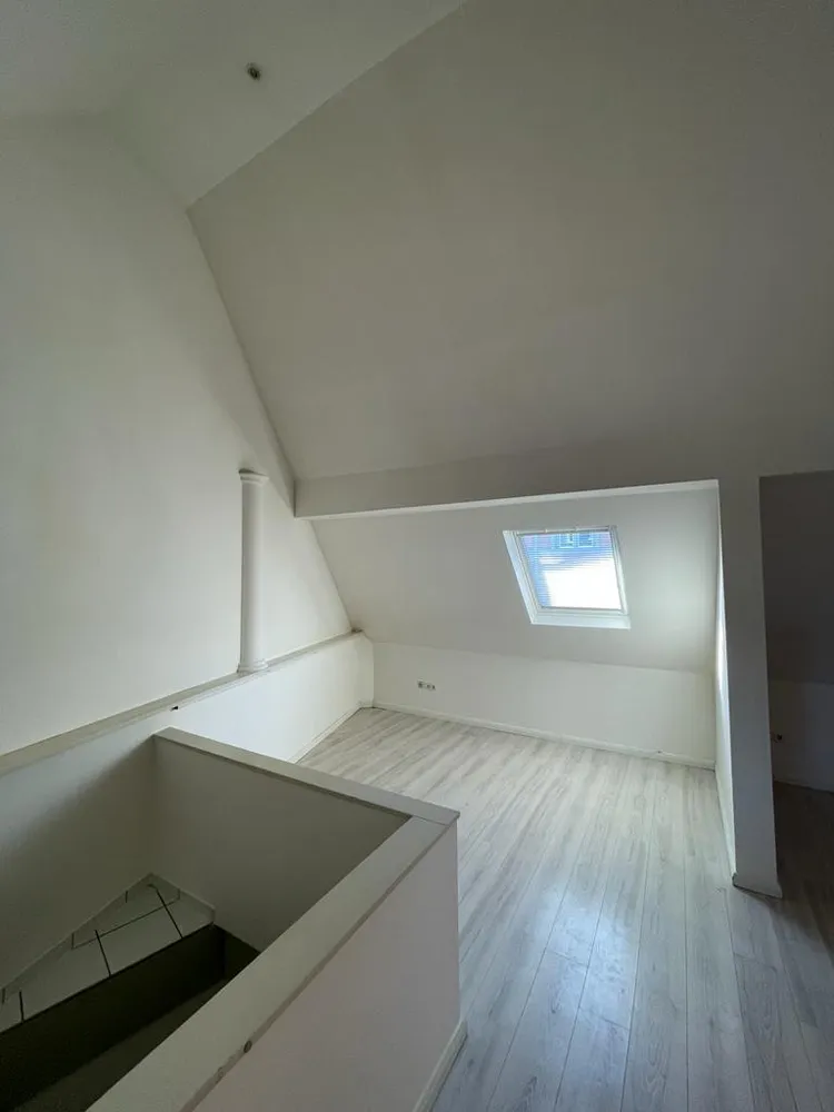 2 Zimmer Wohnung mit 55 m² in Siegburg – Bild 1