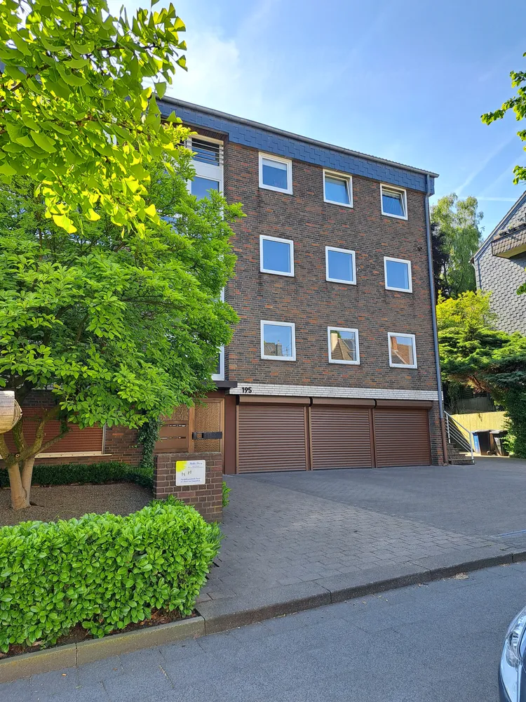 6 Zimmer Wohnung mit 164 m² in Essen – Bild 1