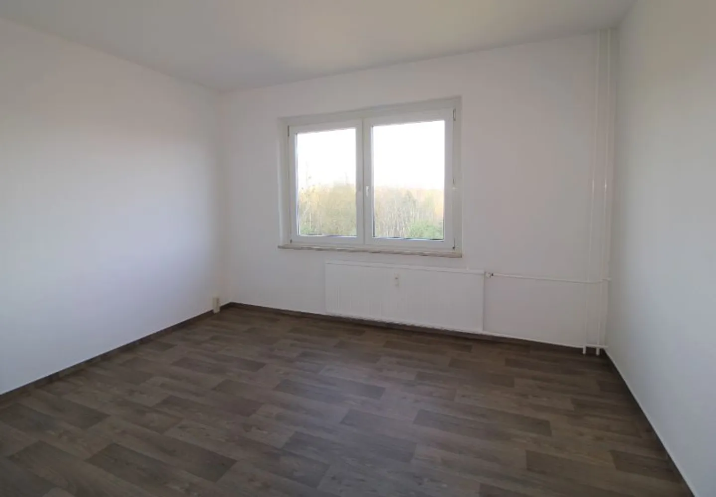 4 Zimmer Wohnung mit 80 m² in Schwerin – Bild 2