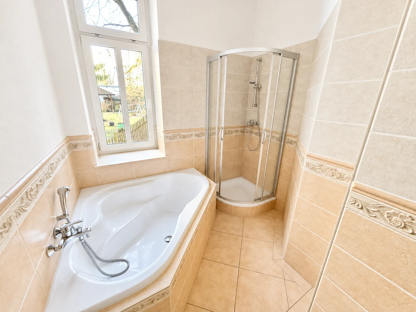 3 Zimmer Wohnung mit 97 m² in Leipzig – Bild 4