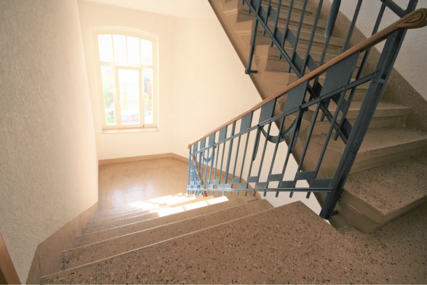 2 Zimmer Wohnung mit 76 m² in Zwickau – Bild 10