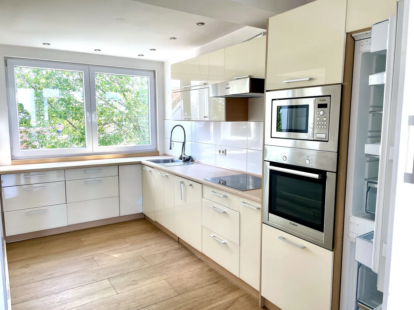 3 Zimmer Wohnung mit 132 m² in Berlin – Bild 1