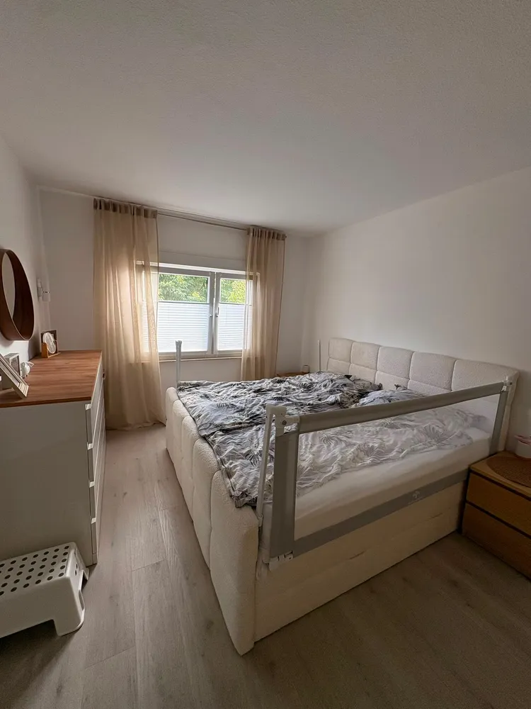 4 Zimmer Wohnung mit 110 m² in Oberhausen – Bild 3