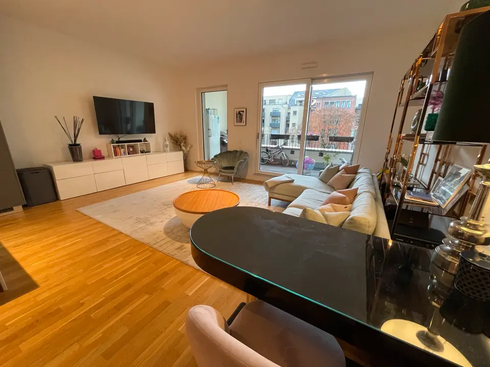 4 Zimmer Wohnung mit 129 m² in Frankfurt am Main – Bild 10