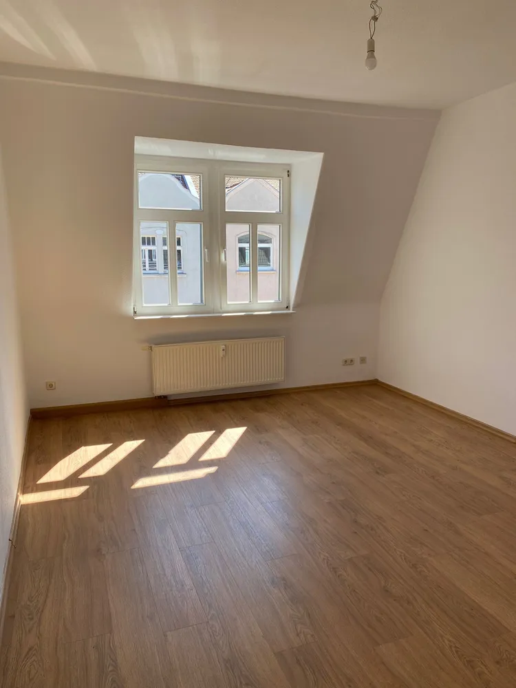 2 Zimmer Wohnung mit 65 m² in Wurzen – Bild 1
