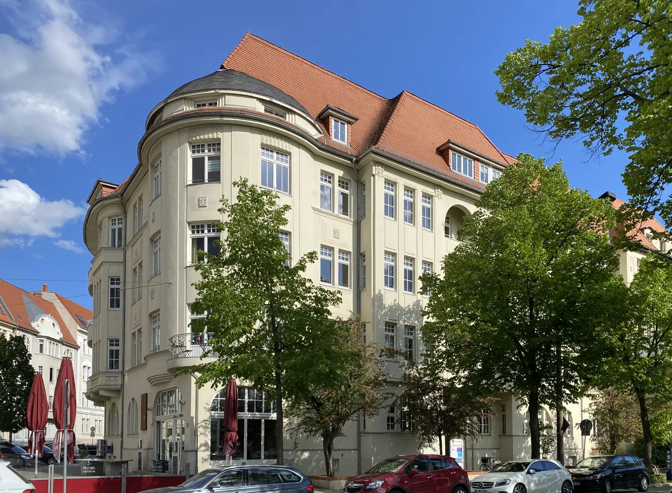 5 room apartment with 160 m² in Magdeburg – Photo 1