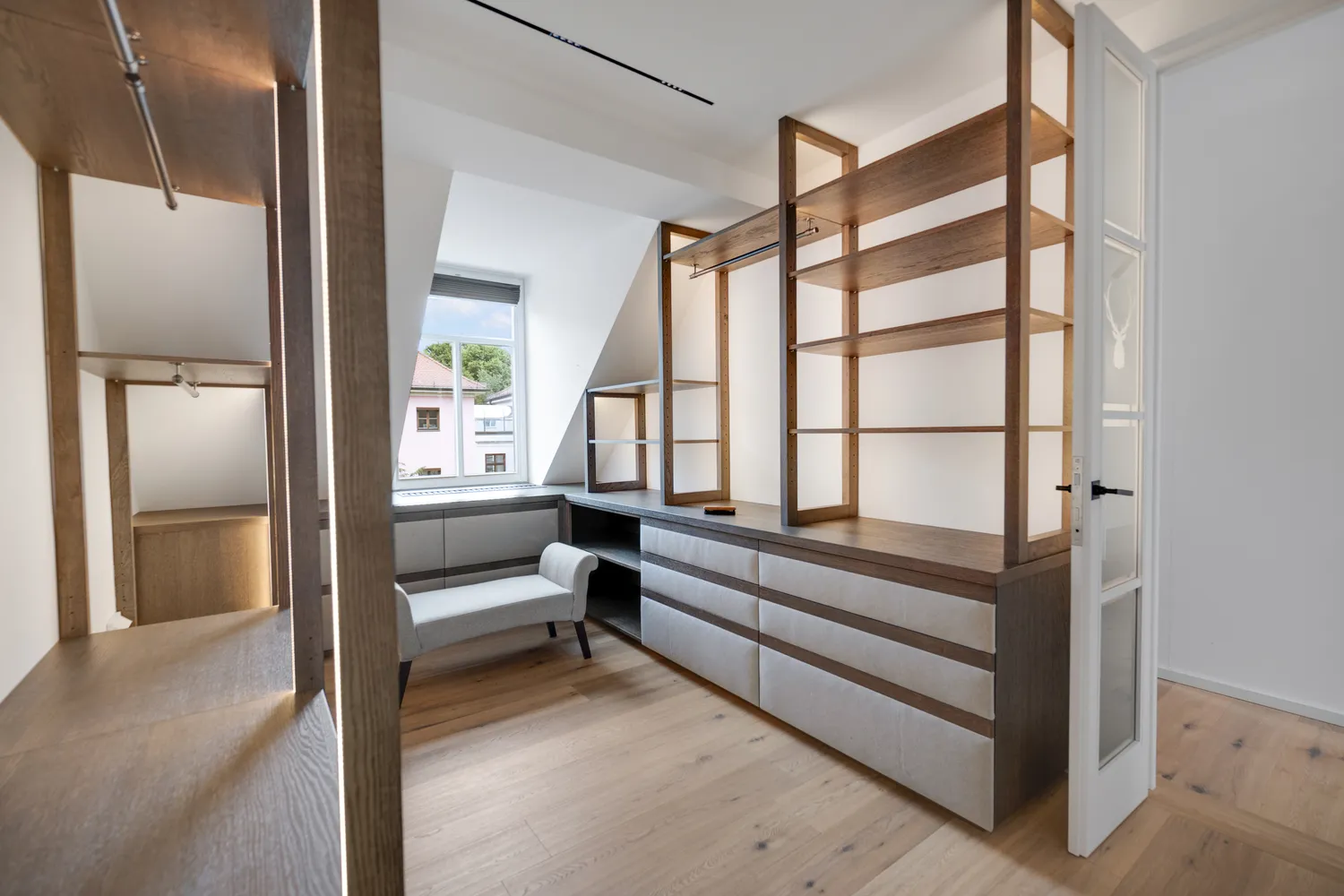 3 Zimmer Wohnung mit 101 m² in München – Bild 4