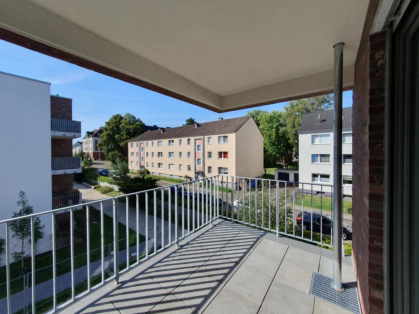3 Zimmer Wohnung mit 80 m² in Leverkusen – Bild 2