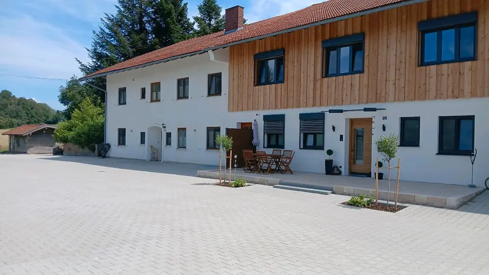 5 Zimmer Wohnung mit 130 m² in Starnberg – Bild 1