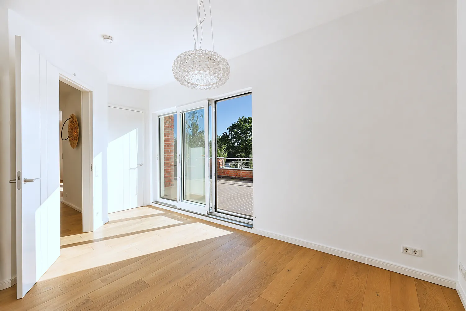 3 Zimmer Wohnung mit 150 m² in Hamburg – Bild 1