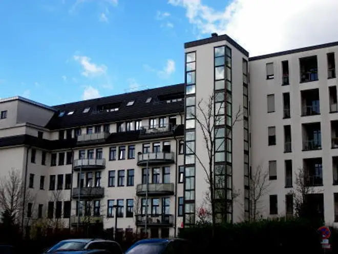 2 Zimmer Wohnung mit 112 m² in Mönchengladbach – Bild 1