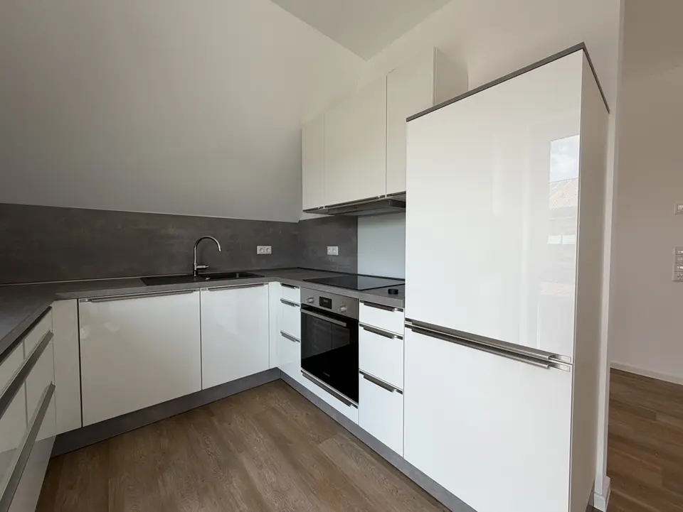 3 Zimmer Wohnung mit 95 m² in Leer – Bild 1