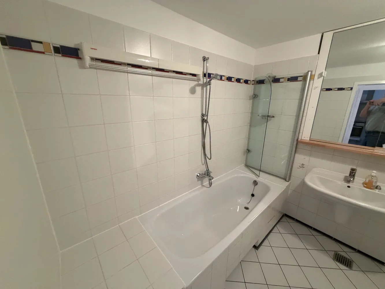 4 Zimmer Wohnung mit 130 m² in Berlin – Bild 1