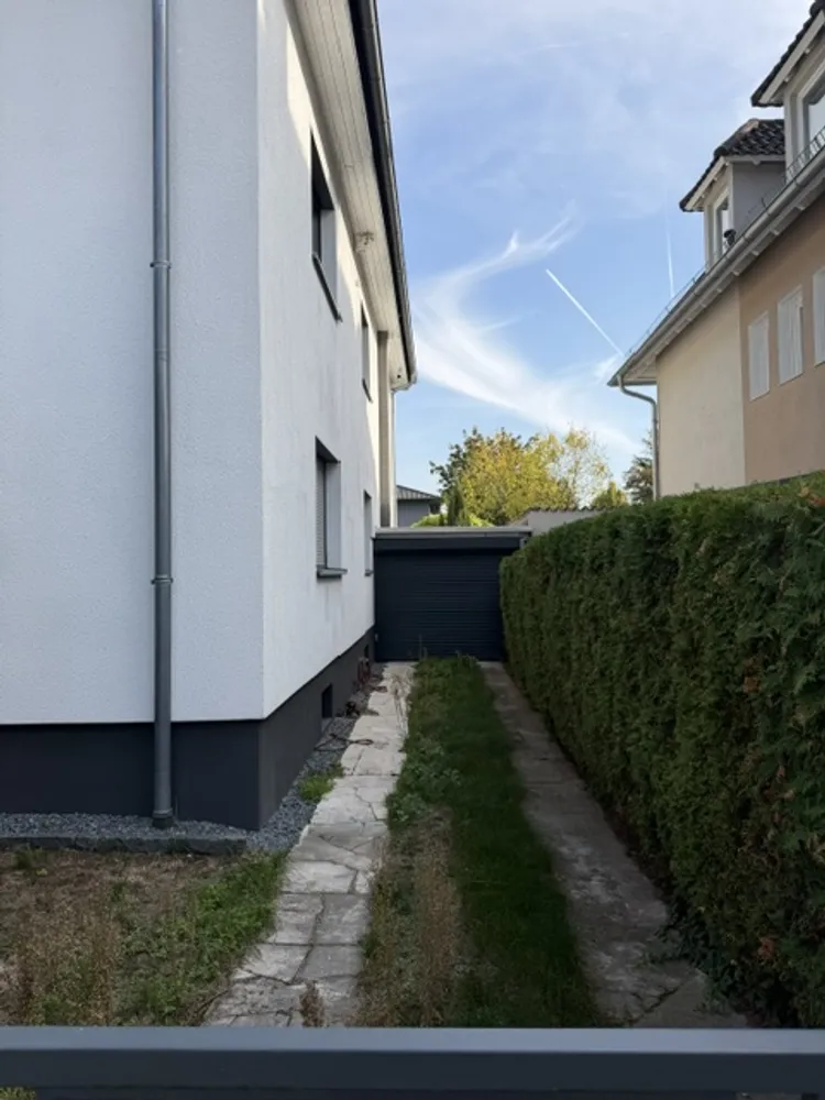 5 room house with 250 m² in Neu-Isenburg – Photo 6