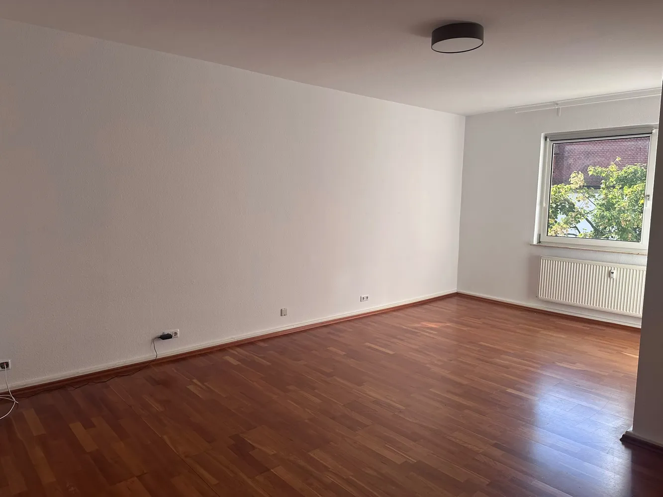2 Zimmer Wohnung mit 98 m² in Frankfurt am Main – Bild 1