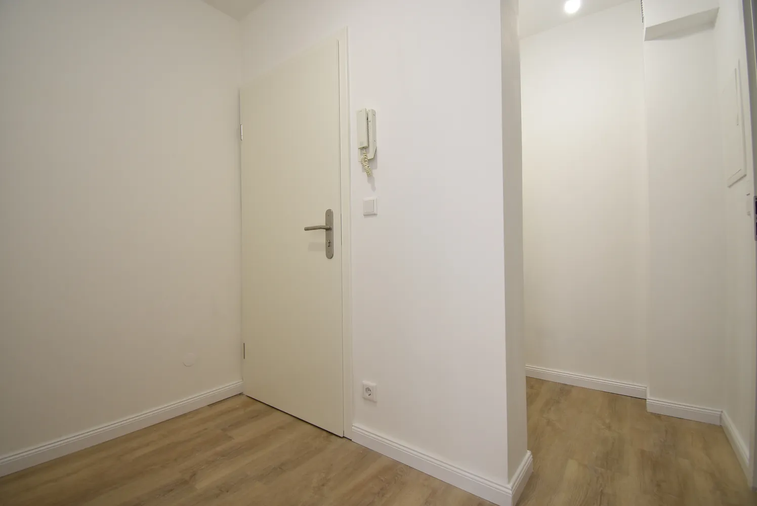 1 Zimmer Wohnung mit 26 m² in Düsseldorf – Bild 2