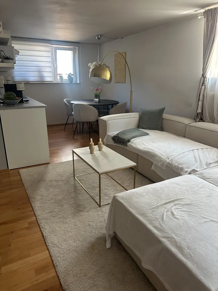 2 Zimmer Wohnung mit 44 m² in Aschaffenburg – Bild 1